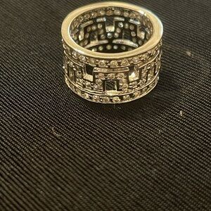 Elegant Silver Band‎ Ring